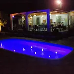 Gardenia Hotel Perissa (Santorini)