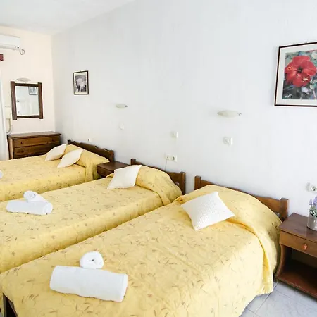 Gardenia Hotel Perissa (Santorini)