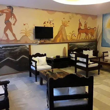 Gardenia Hotel Perissa (Santorini)