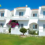 Gardenia 3* Perissa (Santorini)