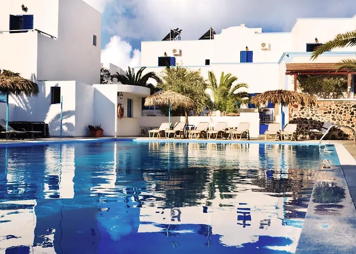 Gardenia 3* Perissa (Santorini)