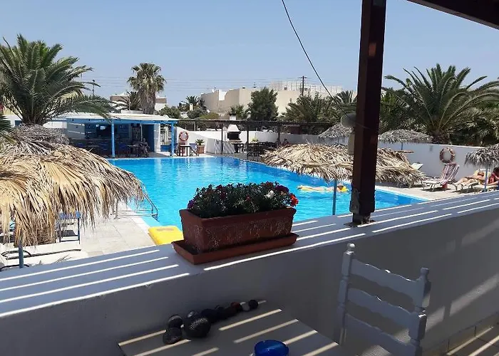 Gardenia 3* Perissa (Santorini)